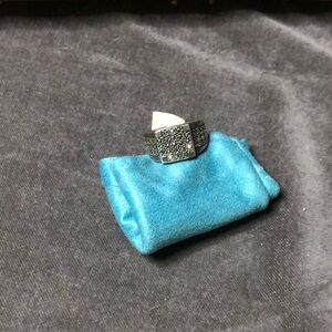 Marcasite cross ring